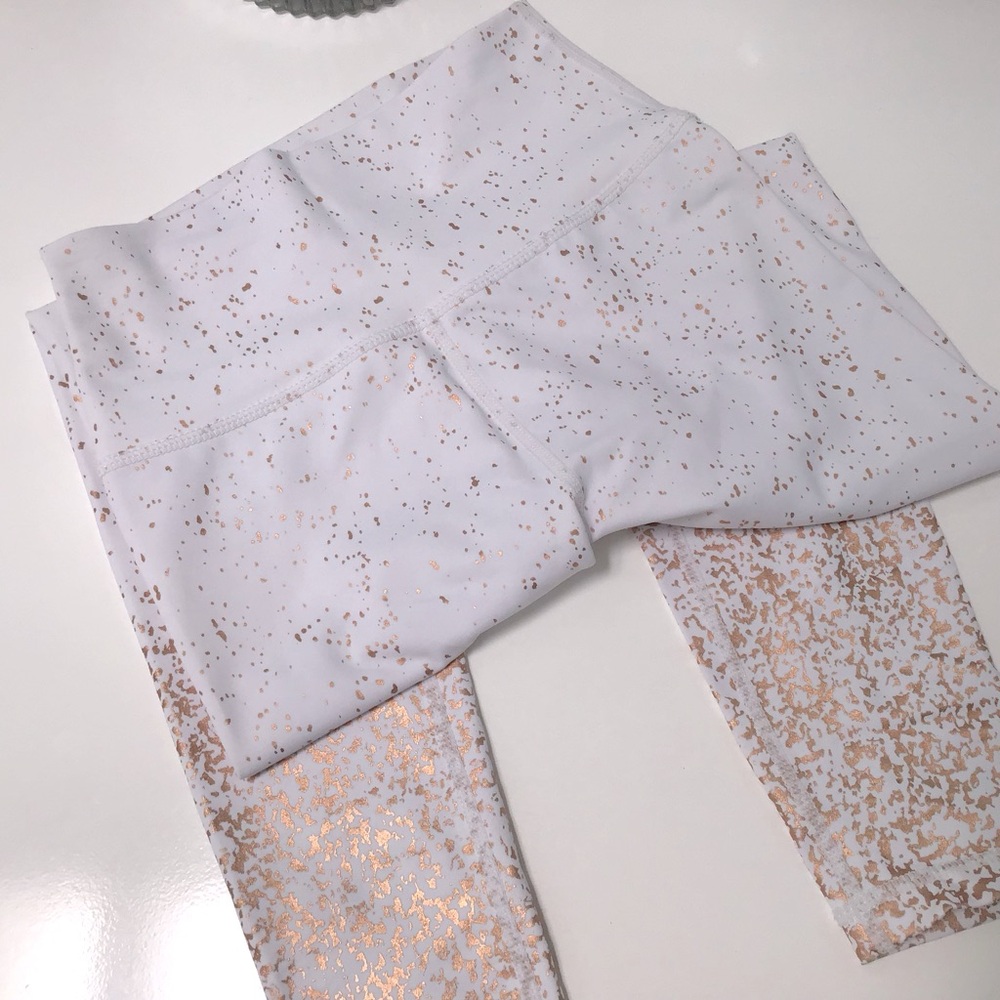 Buff Bunny White Gold Fleck Leggings Size XS New!